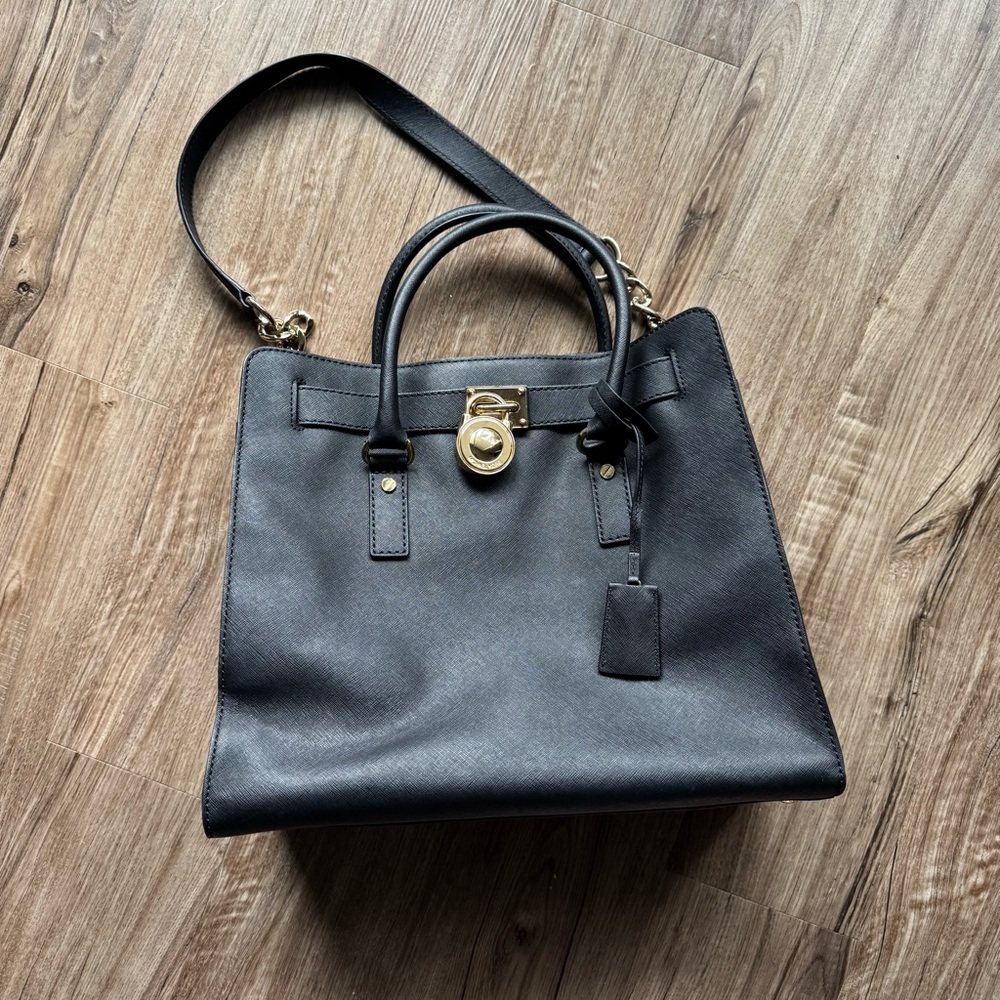 Michael Kors Bag 12x14